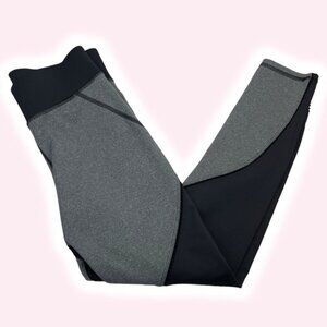 MICHI Gray Active Legging Sz Medium